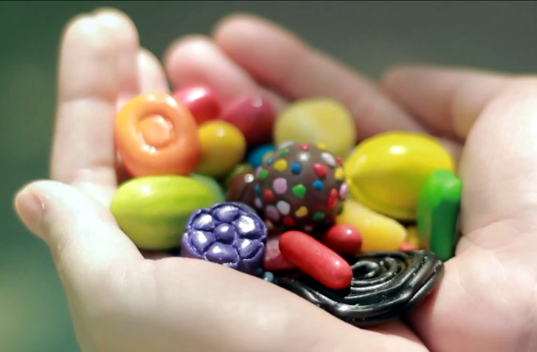 Vídeo: Las consecuencias de jugar demasiado al Candy Crush Saga