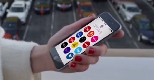 Snapchat lanza Discover, su puente a los medios