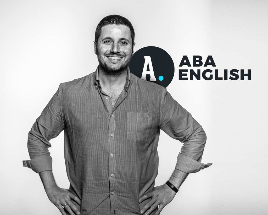 ABA English: "Cuando algo emociona, se fija con muchísima más facilidad en el subconsciente"