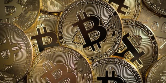 ¿Es Bitcoin dinero gratis?