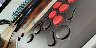 8BitDo Arcade Controller: Perfecto para iniciarse 8BitDo Arcade Controller: Perfecto para iniciarse