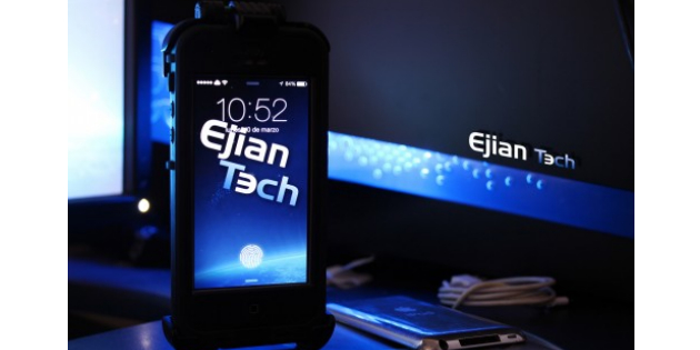 Convierte la interfaz de tu iPhone o iPod en una película futurista