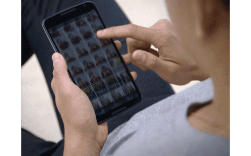 Los usuarios europeos de smartphones hacen scroll 62 minutos de media al día