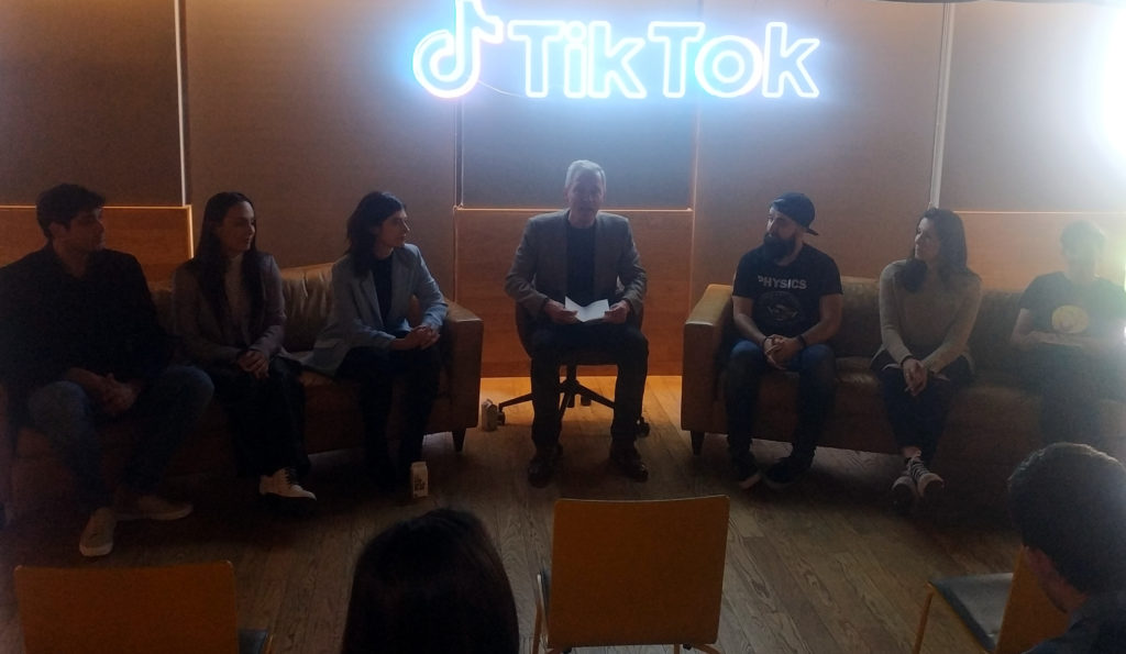 TikTok se reivindica como plataforma para la educación