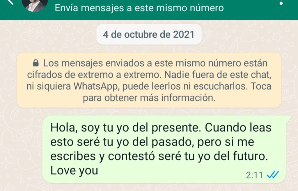 Whatsapp ya te permite hablar contigo mismo