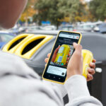 RECICLOS: la app de Ecoembes que te recompensa por reciclar en el contenedor amarillo y con la que puedes reforestar un espacio natural