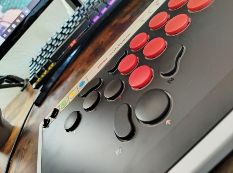 8BitDo Arcade Controller: Perfecto para iniciarse