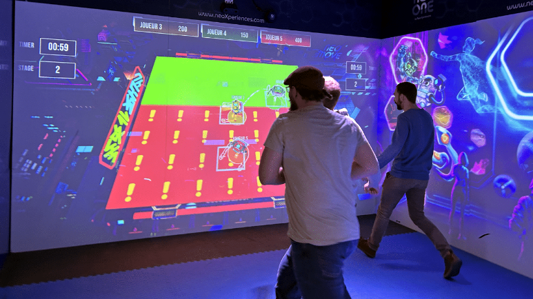 Experiencias que transforman : Cómo la gamificación y las paredes interactivas redefinen el vínculo entre marcas y públicos