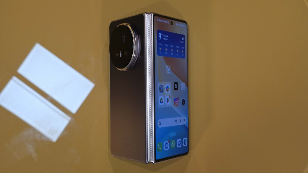 Honor Magic V5: Abrir, plegar