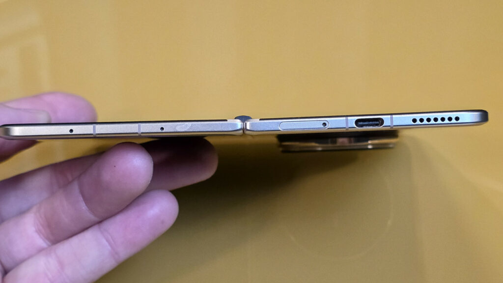 Honor Magic V5: Abrir, plegar