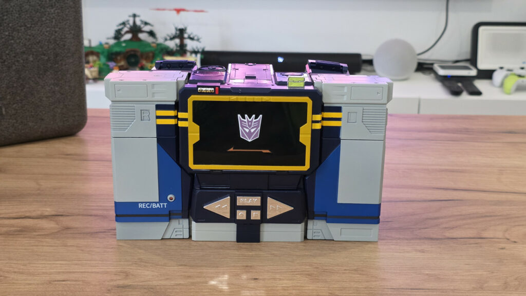 Robosen Soundwave G1 Flagship: ¡a jugar con los robots!