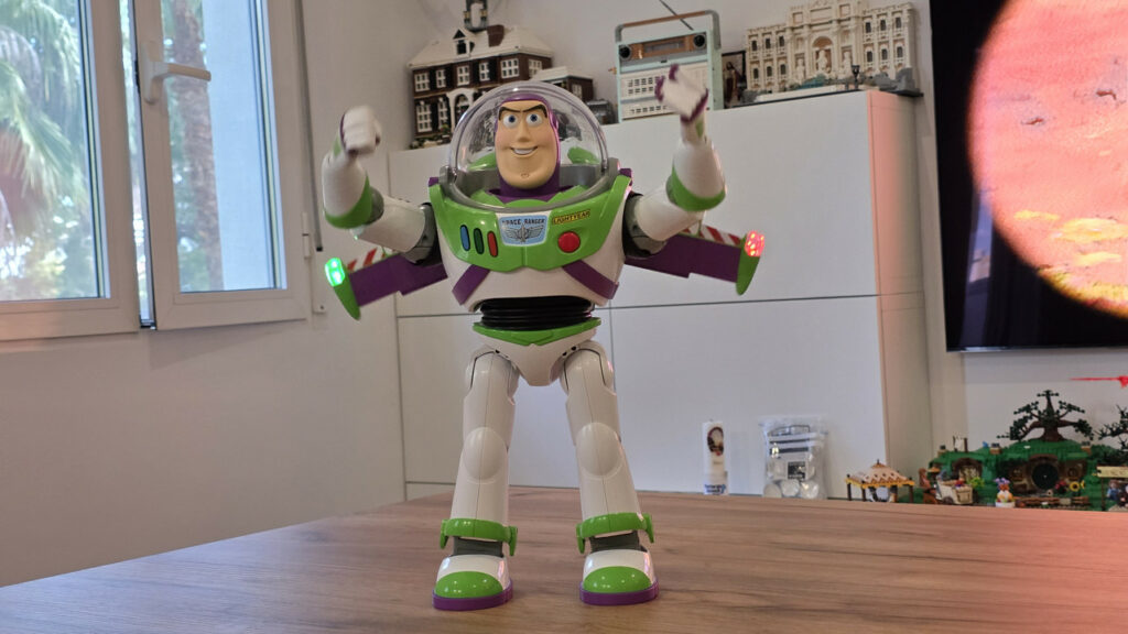 Robosen Buzz Lightyear: más allá de la robótica