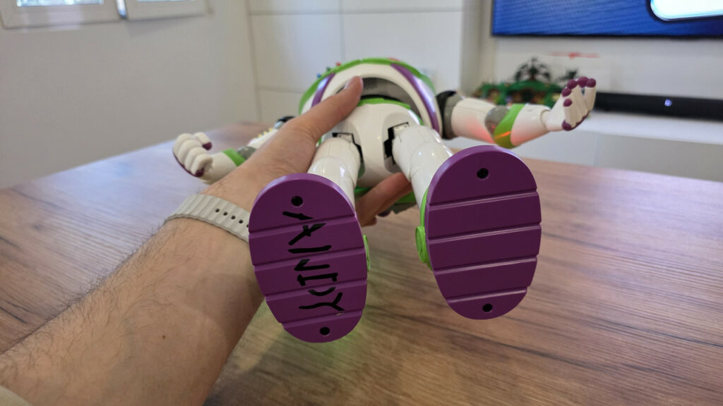 Robosen Buzz Lightyear: más allá de la robótica