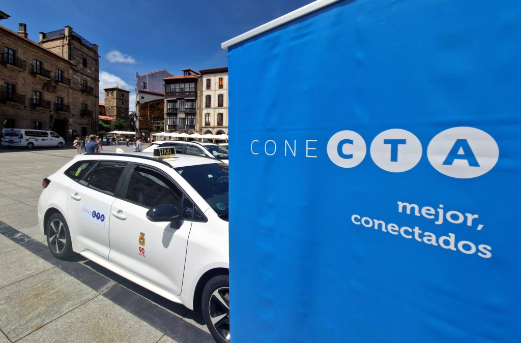 La app CONECTA amplía la reserva de taxis a 12 concejos asturianos y ya integra más de 800 vehículos