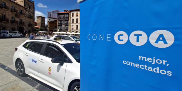 La app CONECTA amplía la reserva de taxis a 12 concejos asturianos y ya integra más de 800 vehículos