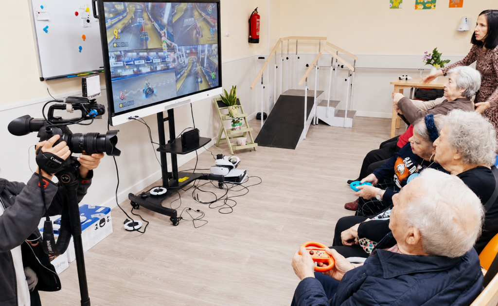 Golden Gamers Go: "Cuando hablas de videojuegos en una residencia aún hay quien piensa en algo frívolo, infantil o muy complejo"