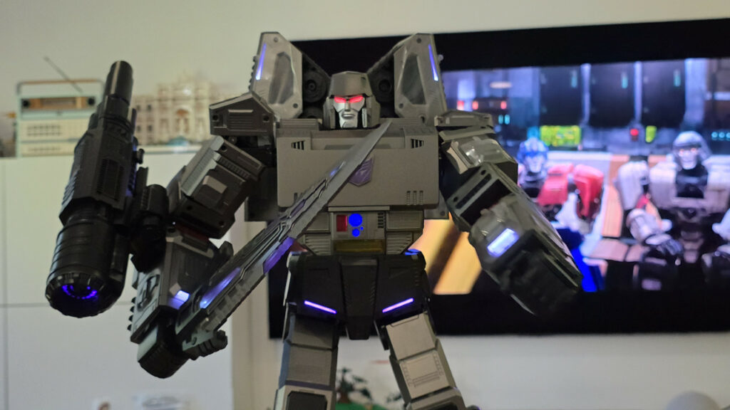 Robosen Megatron G1 Flagship: El bueno de los malos