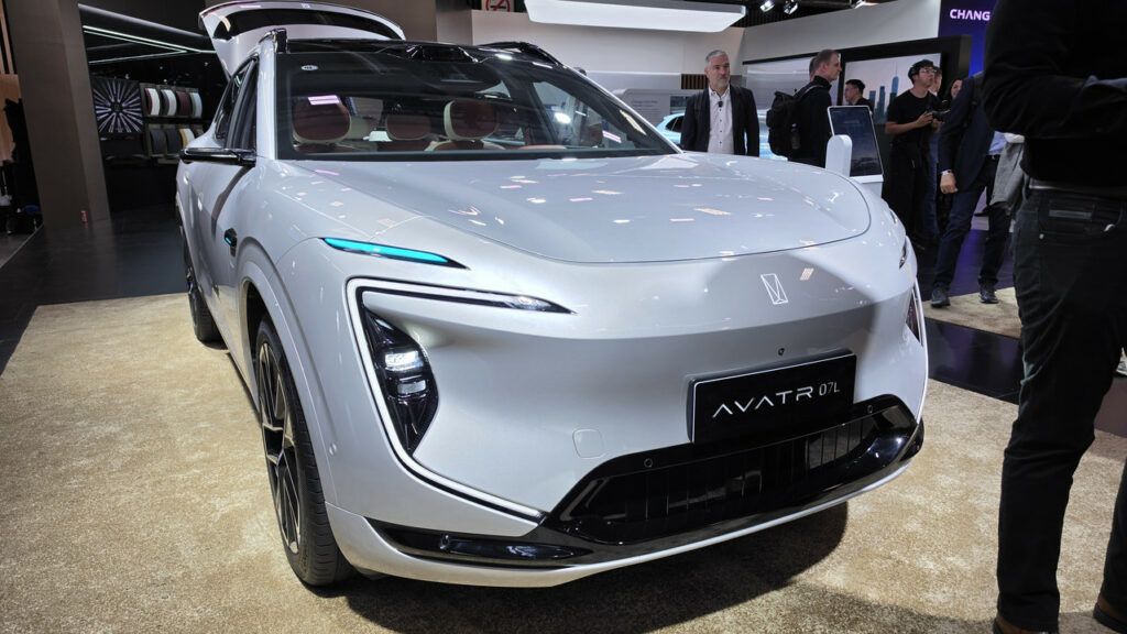 AVATR llegará a España en 2027: lujo chino, mucha tecnología y algunas preguntas por resolver